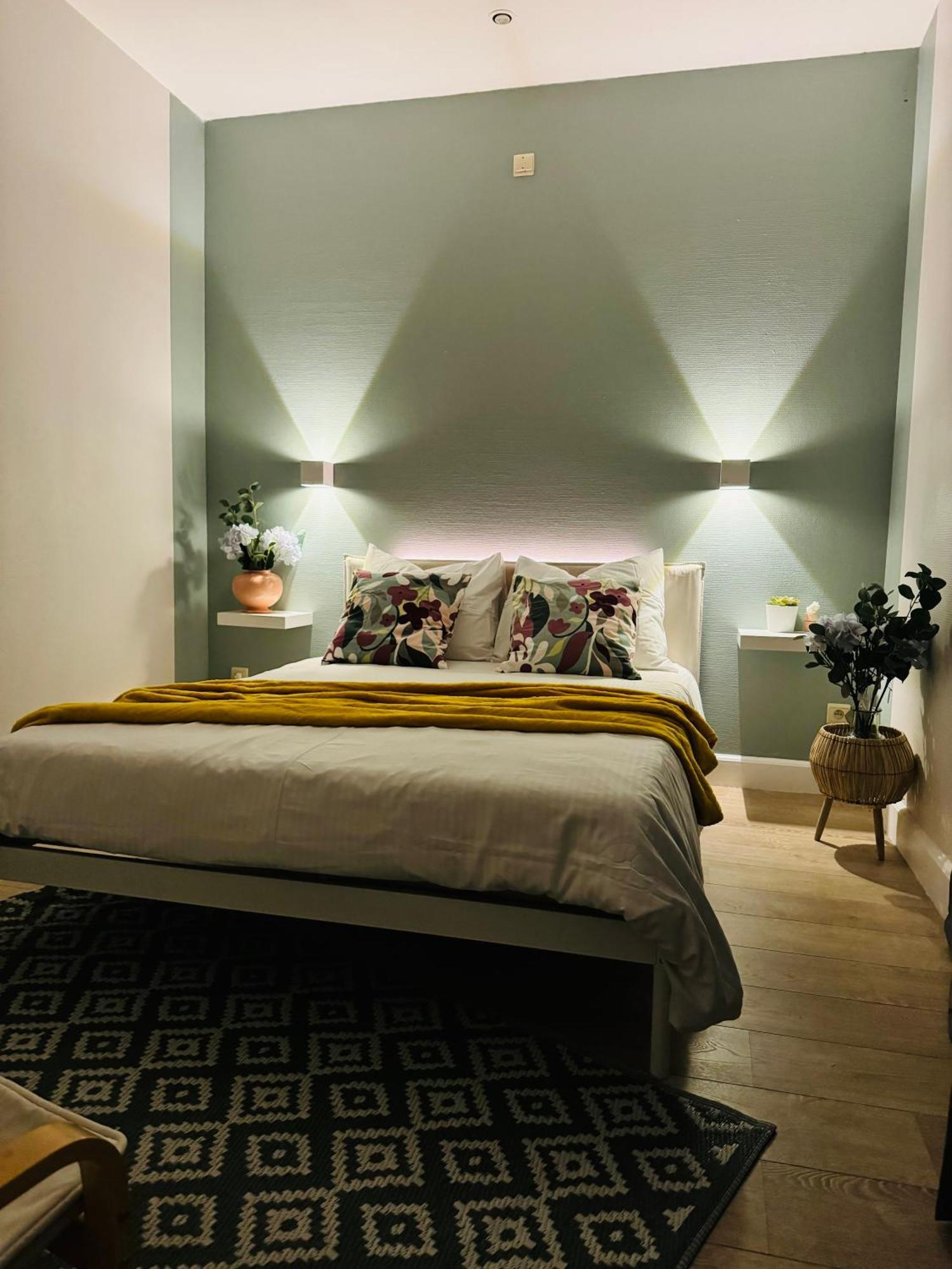 Apartment Easyway To Sleep Bryssel Exteriör bild